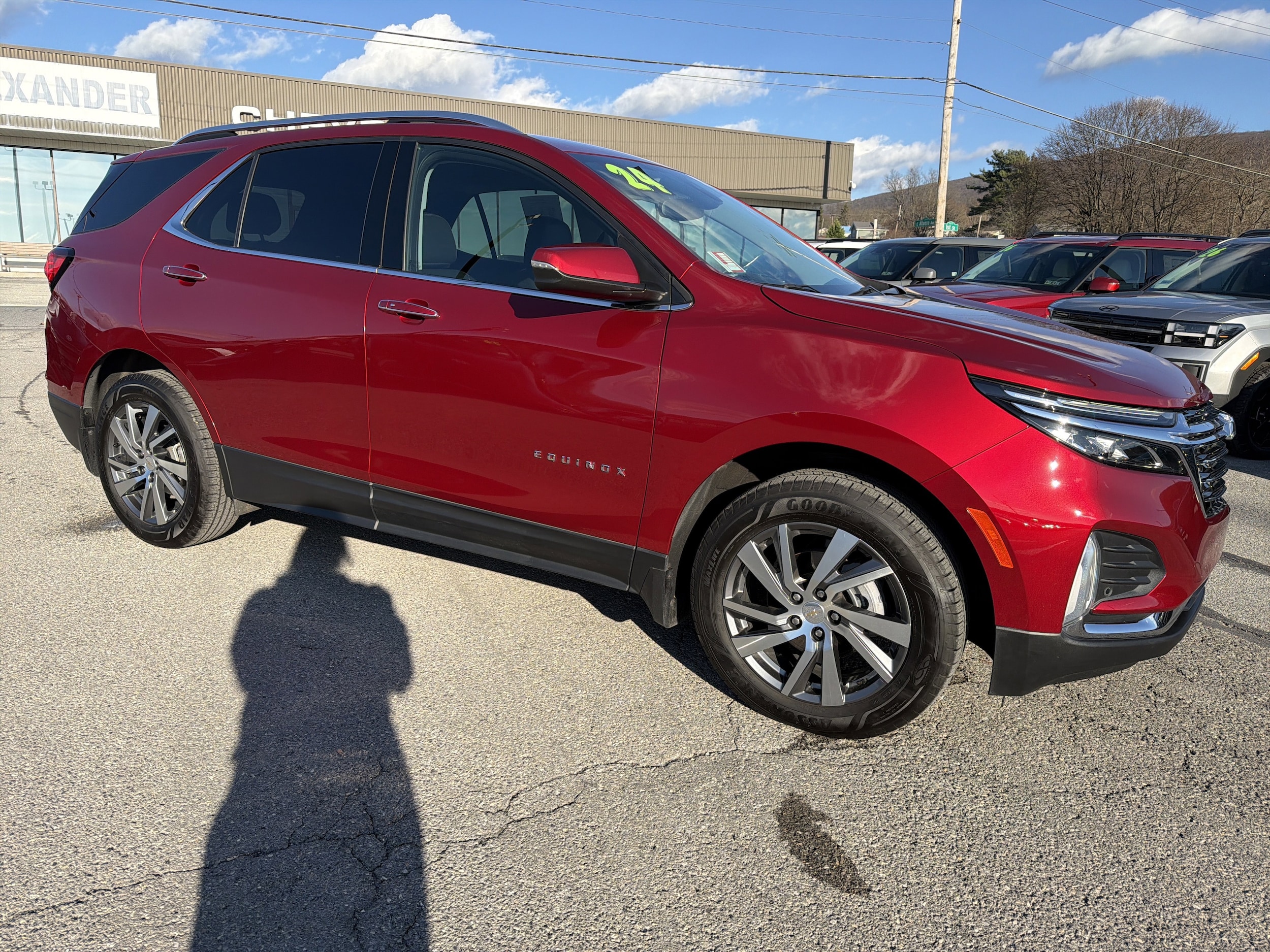 2024 Chevrolet Equinox Premier's photo