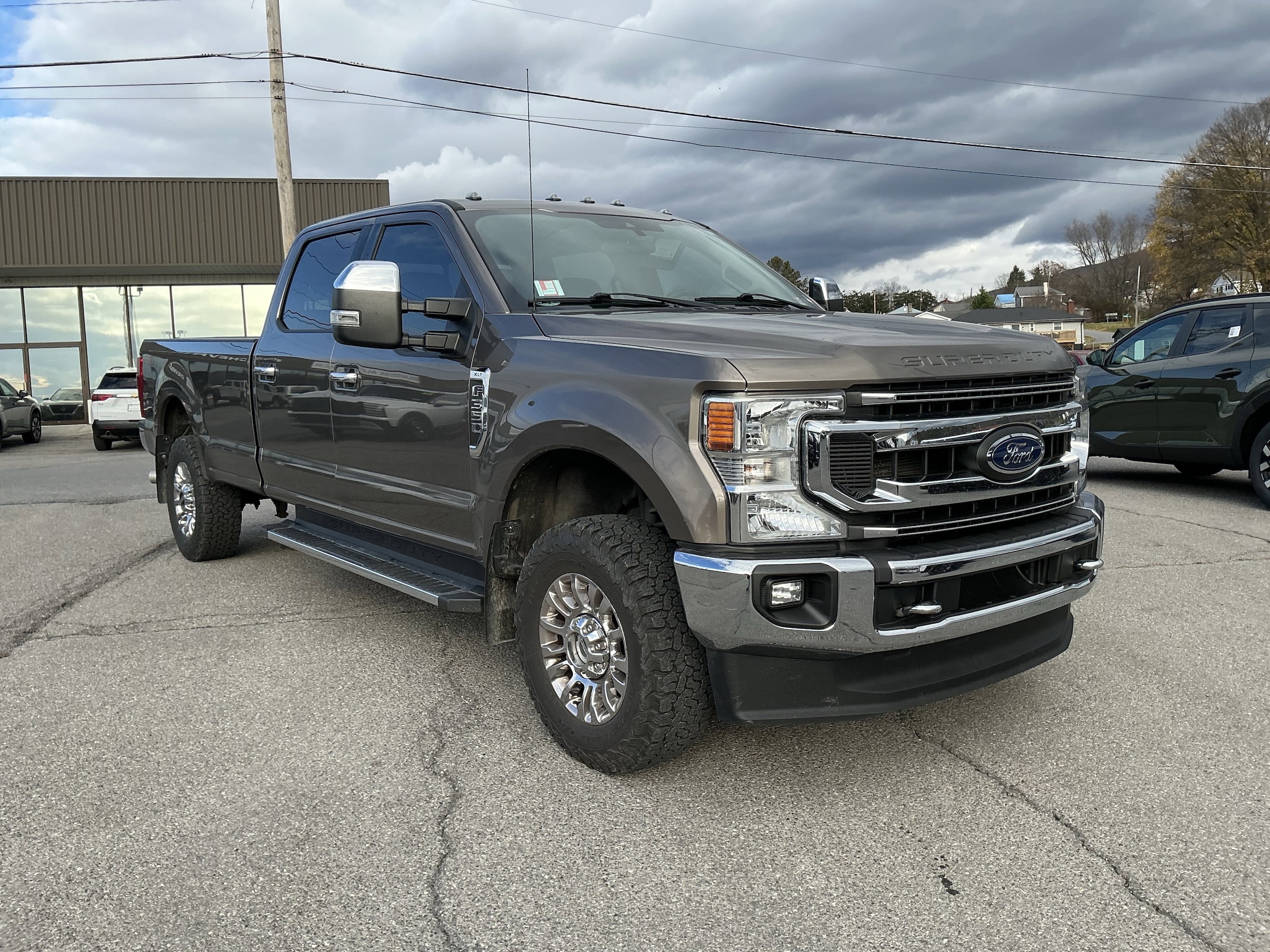 2021 Ford F-350 Super Duty XLT's photo