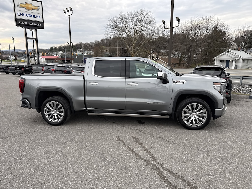 Used 2023 GMC Sierra 1500 Denali 4WD Crew Cab 147 Denali
