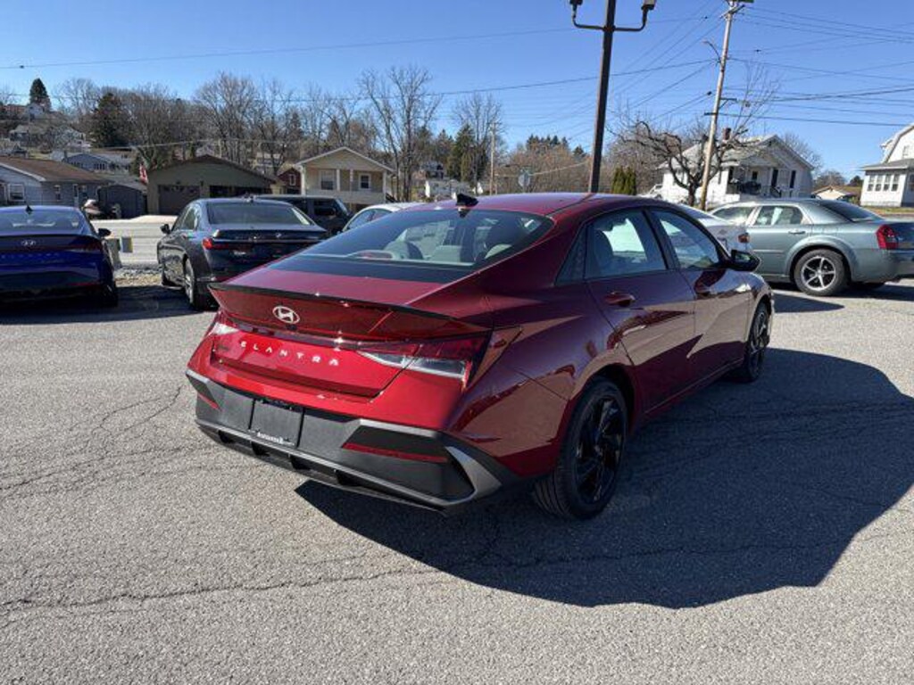 New 2026 Hyundai Elantra SEL Sport Sedan