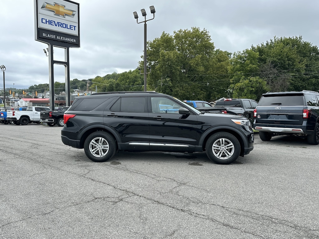 Used 2022 Ford Explorer XLT XLT 4WD