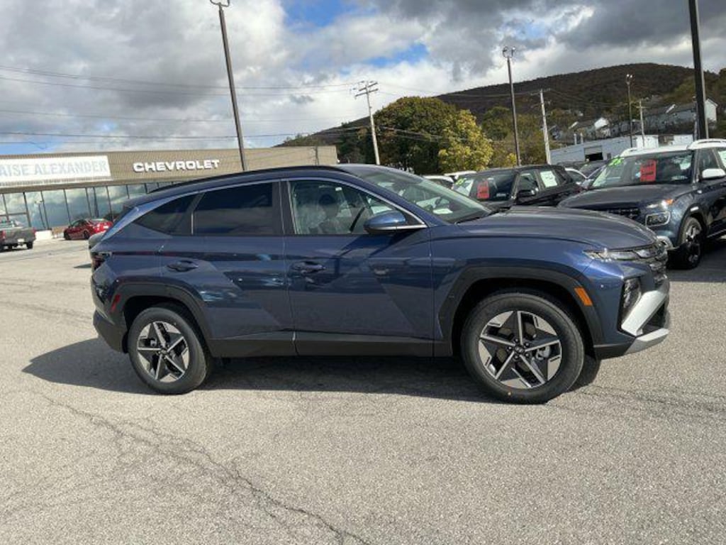 New 2026 Hyundai Tucson SEL AWD SUV