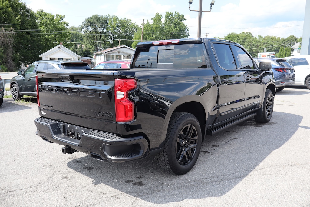 Used 2025 Chevrolet Silverado 1500 High Country 4WD Crew Cab 147 High Country