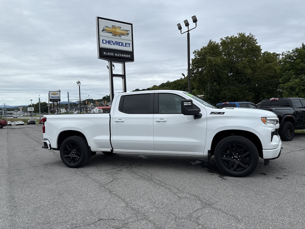 Used 2024 Chevrolet Silverado 1500 RST 4WD Crew Cab 157 RST