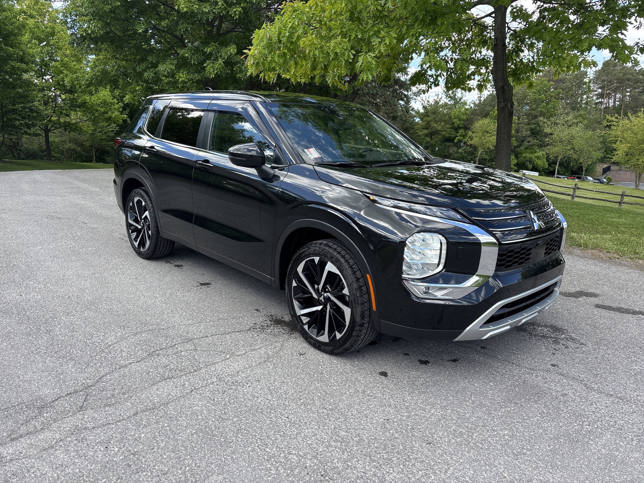 2023 Mitsubishi Outlander SE S-AWC's photo