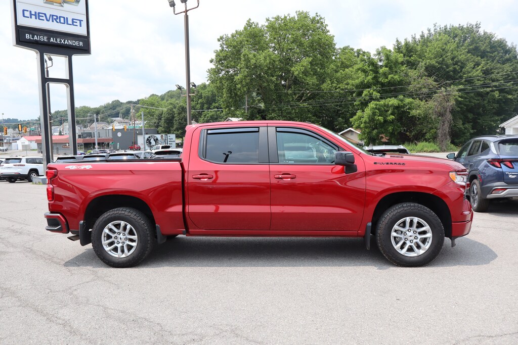 Used 2023 Chevrolet Silverado 1500 RST 4WD Crew Cab 147 RST