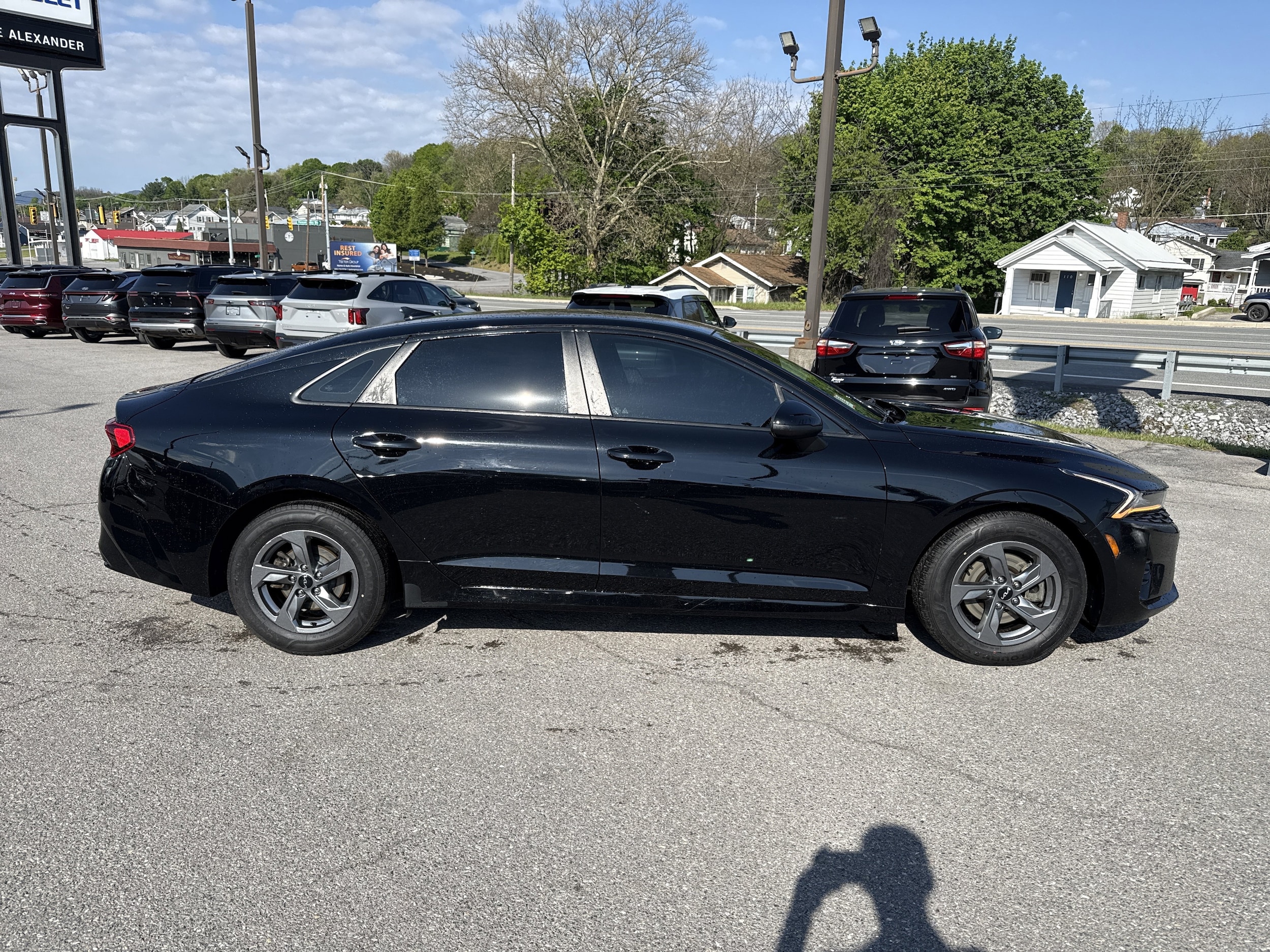Used 2022 Kia K5 LXS with VIN 5XXG14J22NG114266 for sale in Altoona, PA