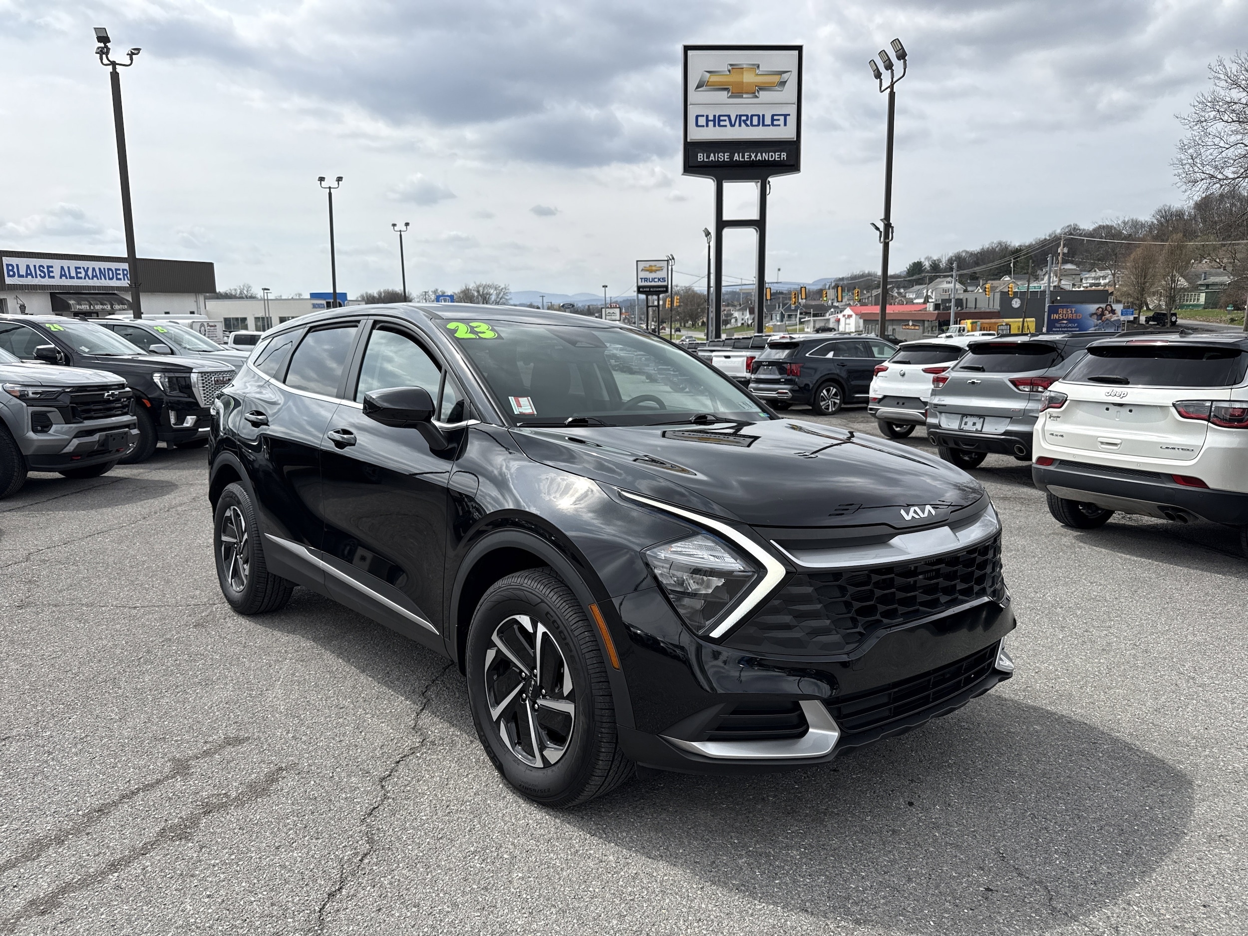 2023 Kia Sportage LX Hybrid