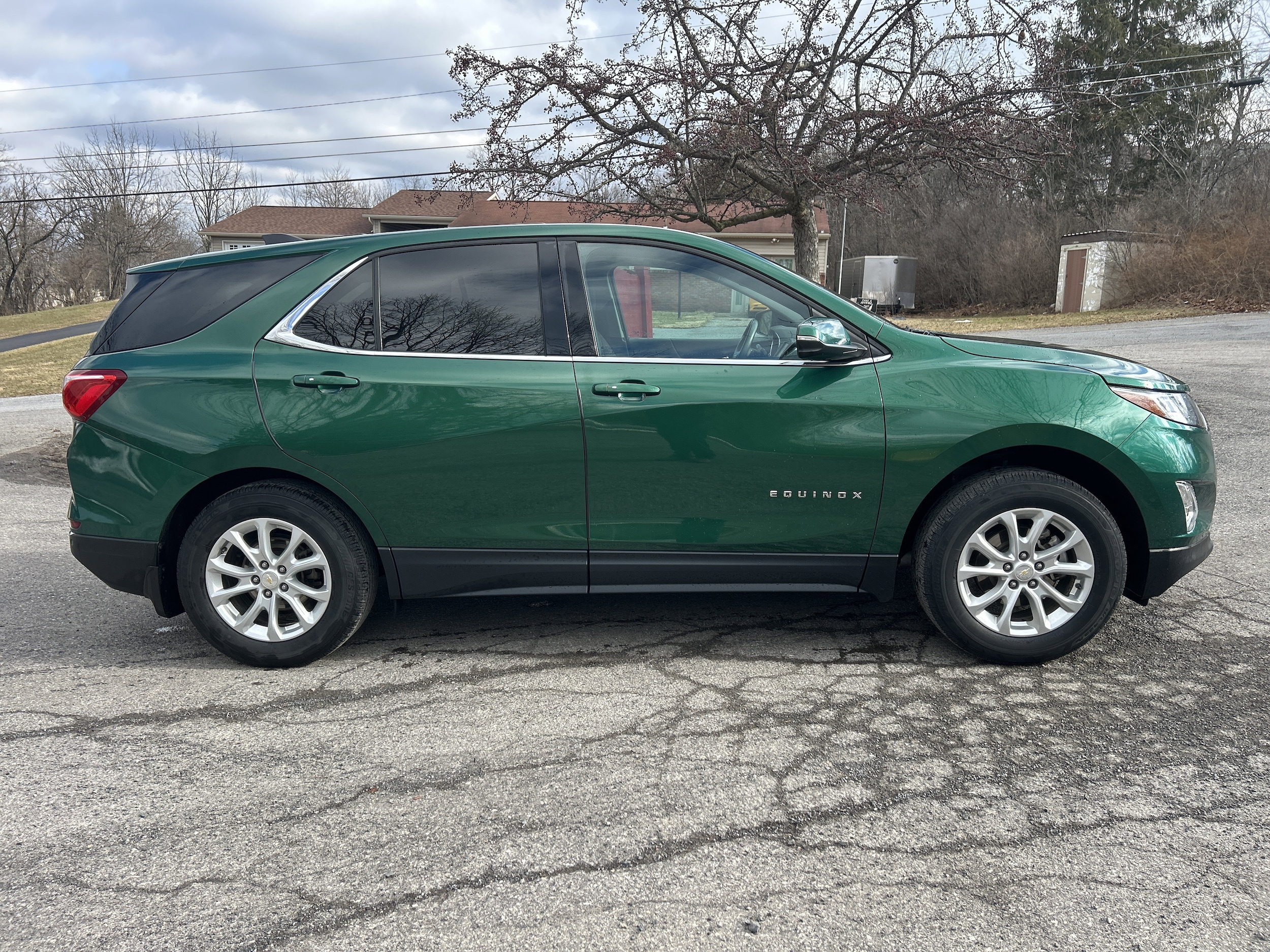 Used 2018 Chevrolet Equinox LT with VIN 2GNAXSEV1J6305264 for sale in Altoona, PA