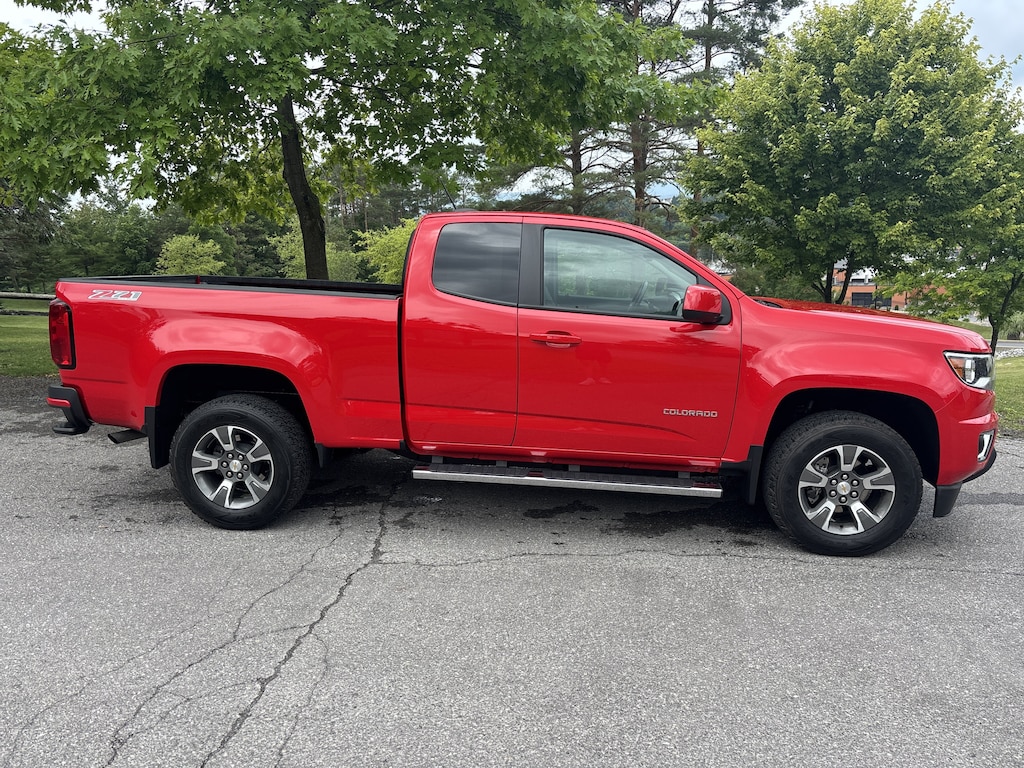 Used 2016 Chevrolet Colorado 4WD Z71 4WD Ext Cab 128.3 Z71