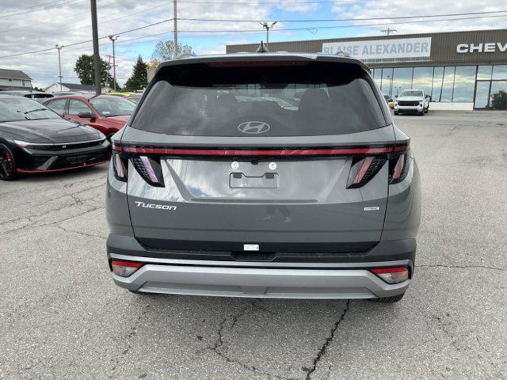 New 2026 Hyundai Tucson SEL Premium AWD SUV