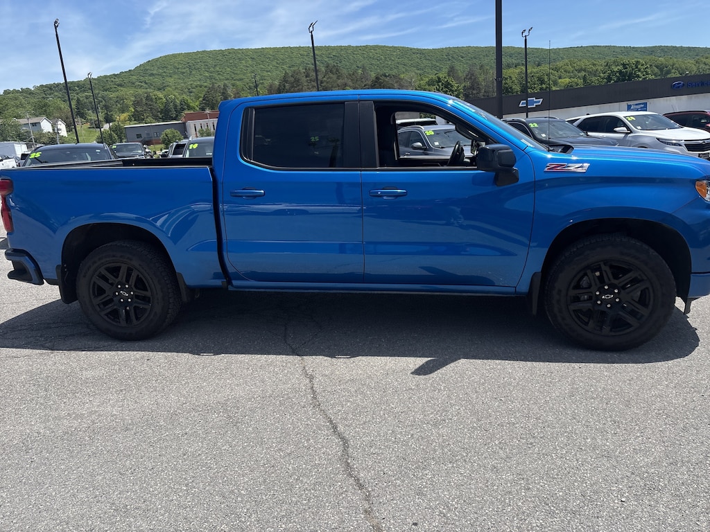 Used 2024 Chevrolet Silverado 1500 RST 4WD Crew Cab 147 RST