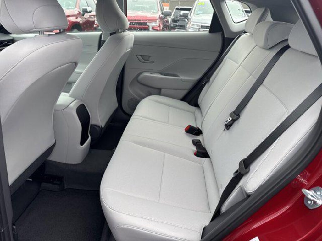 New 2026 Hyundai Kona SE FWD SUV