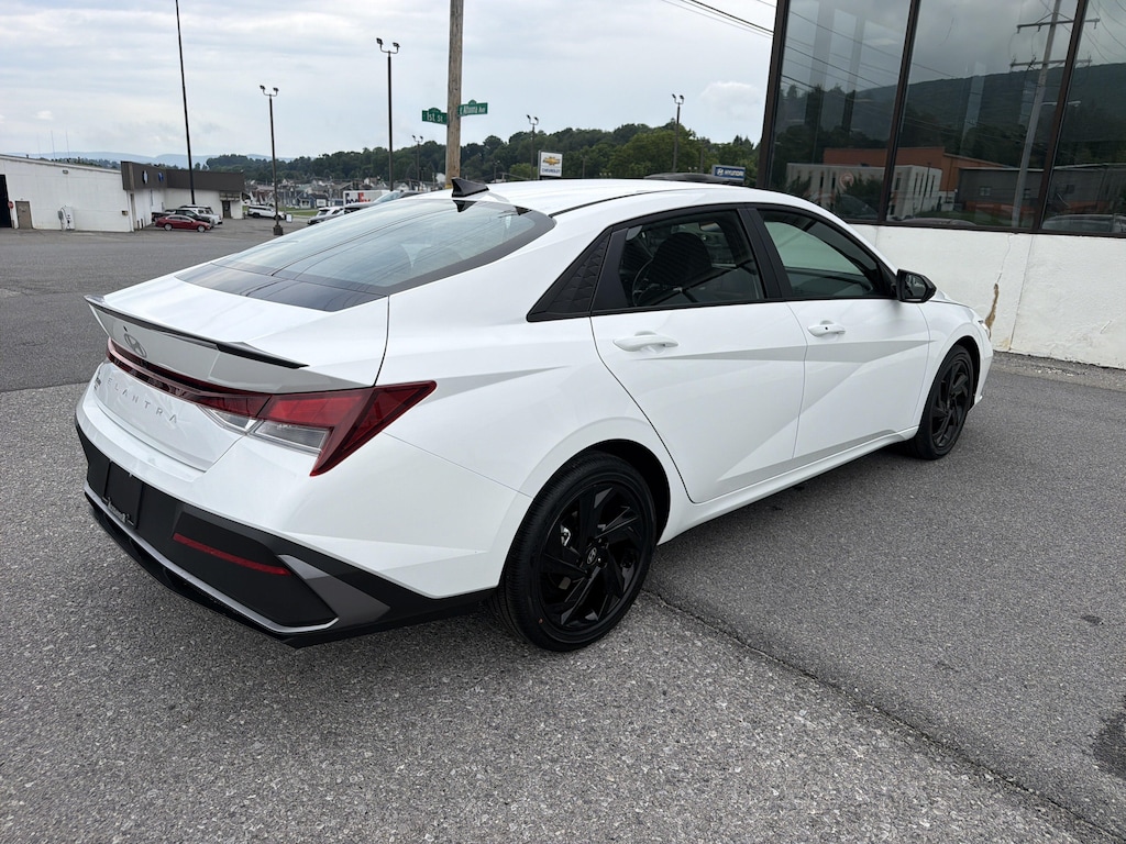 New 2026 Hyundai Elantra SEL Sport Plus Sedan