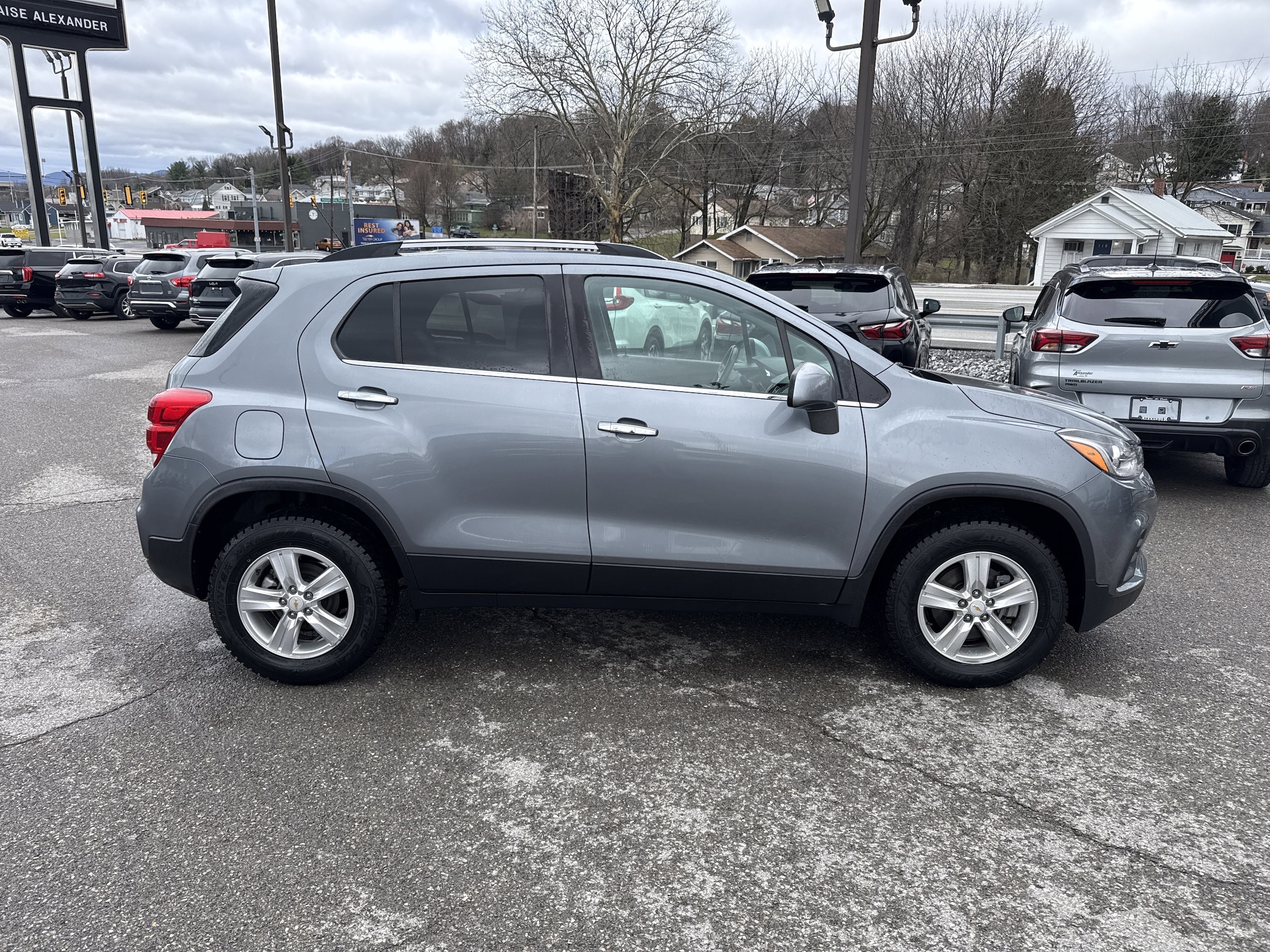 Used 2019 Chevrolet Trax LT with VIN KL7CJPSB1KB719733 for sale in Altoona, PA