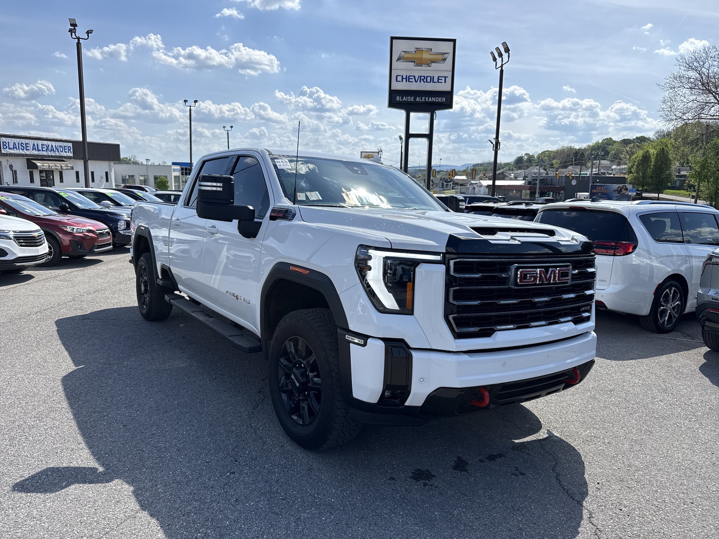 2025 GMC Sierra AT4 4WD Crew Cab Standard Box's photo