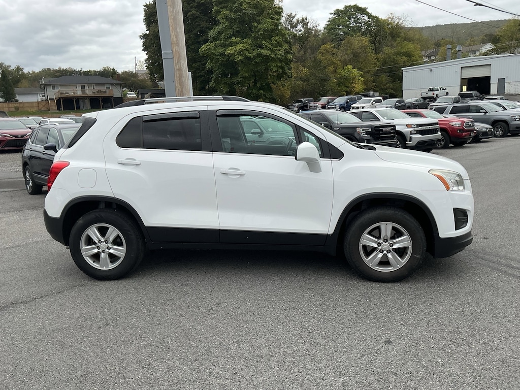Used 2015 Chevrolet Trax LT AWD  LT
