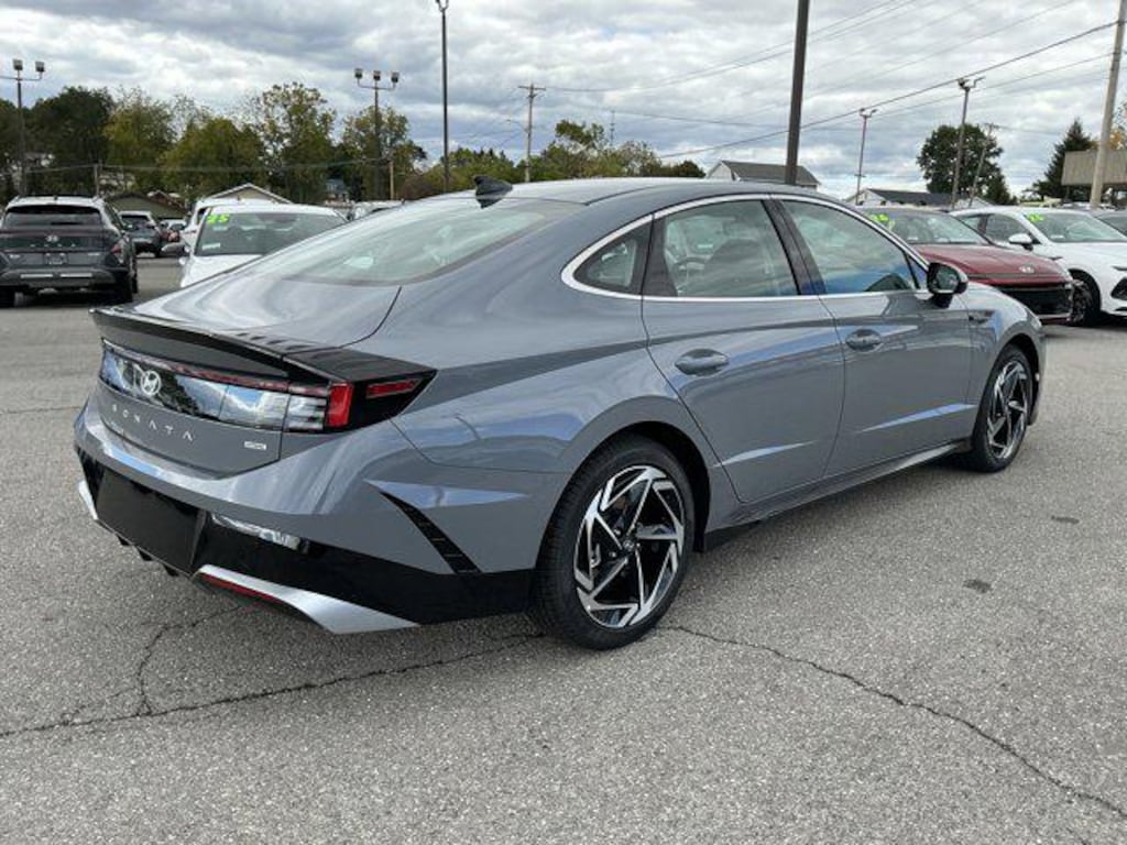 New 2026 Hyundai Sonata SEL Sport Sedan