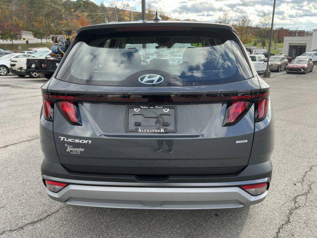 New 2026 Hyundai Tucson SE AWD SUV