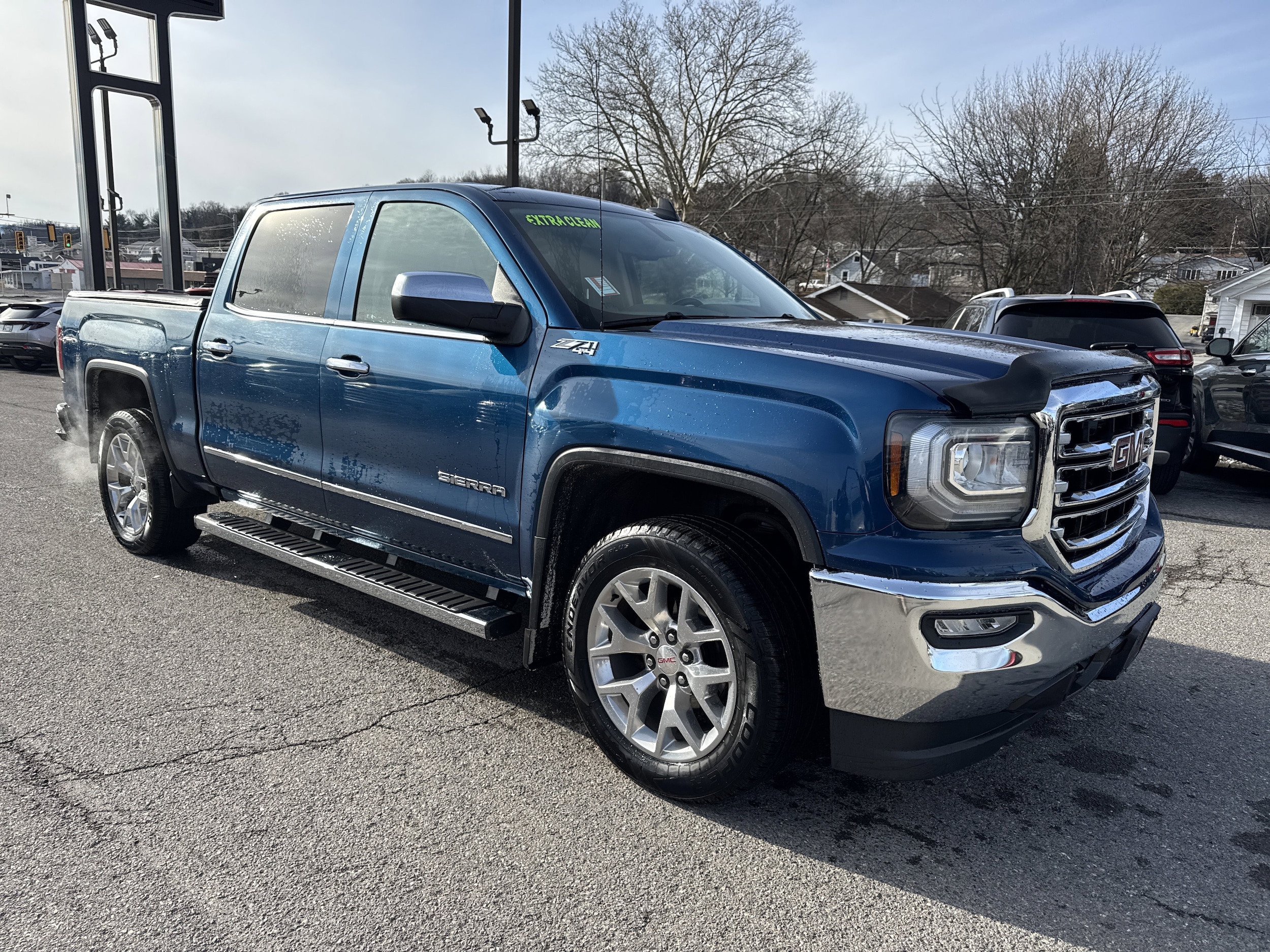 2018 GMC Sierra SLT's photo