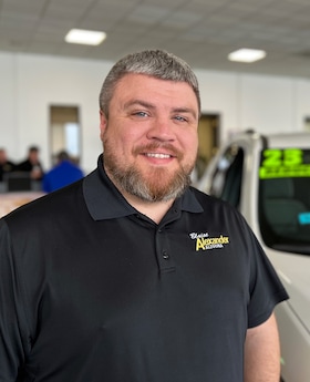 Staff member Robert Shaffer from ID_d20272e40506