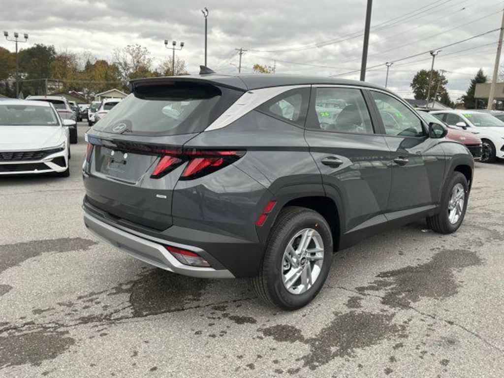 New 2026 Hyundai Tucson SE AWD SUV