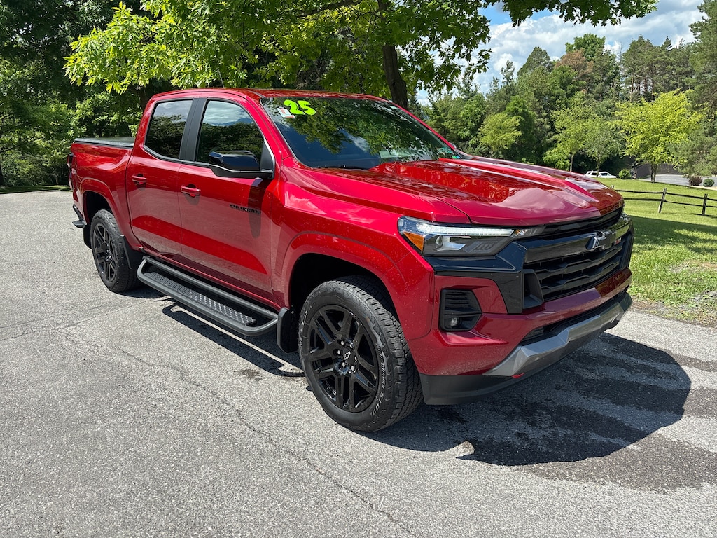 Used 2025 Chevrolet Colorado 4WD Z71 4WD Crew Cab Z71
