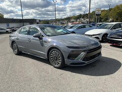 2026 Hyundai Sonata Hybrid SEL Sedan