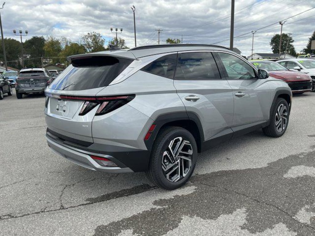 New 2026 Hyundai Tucson Limited AWD SUV