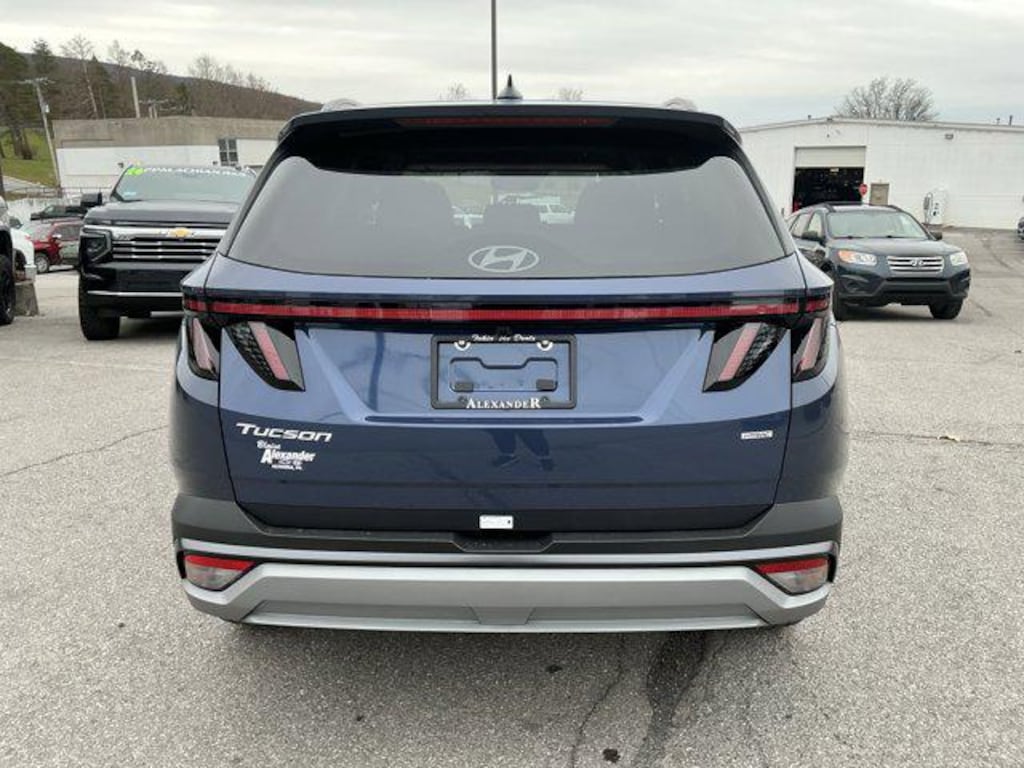 New 2026 Hyundai Tucson SEL Premium AWD SUV