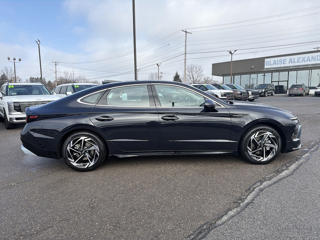 New 2026 Hyundai Sonata SEL Sport Sedan
