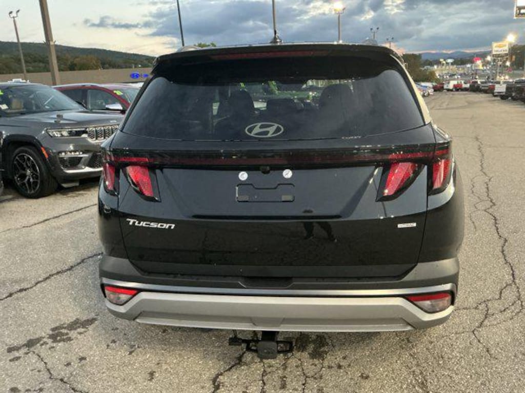 New 2026 Hyundai Tucson SEL AWD SUV