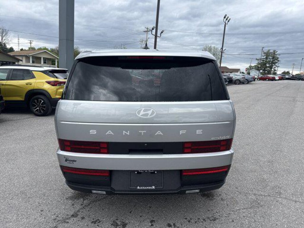 New 2026 Hyundai Santa Fe Hybrid SE SUV