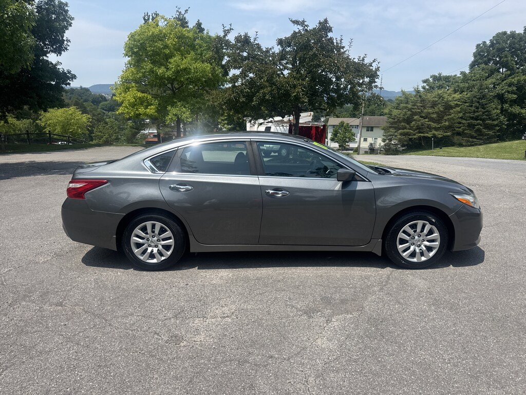 Used 2017 Nissan Altima 2.5 S Sedan