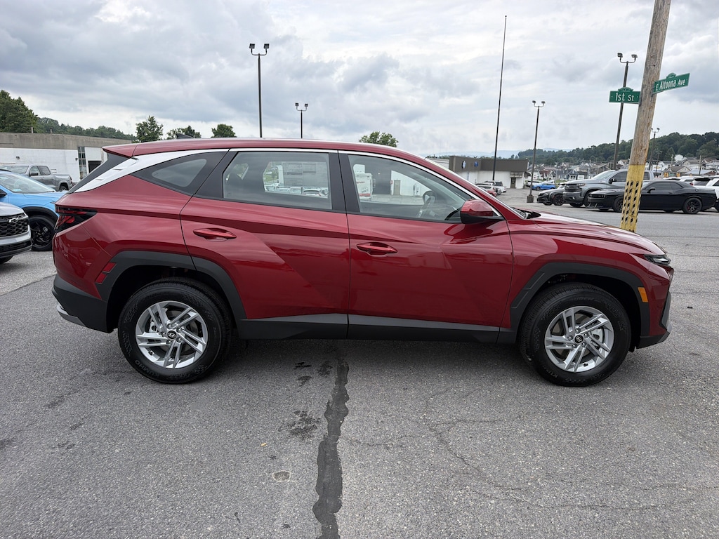 New 2026 Hyundai Tucson SE AWD SUV