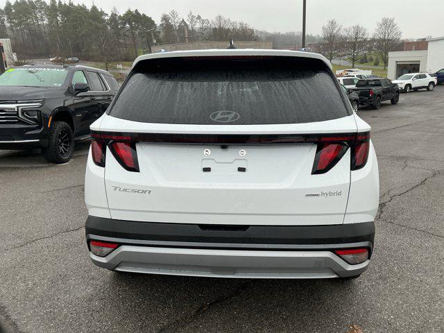 2026 Hyundai Tucson Hybrid SEL photo 4