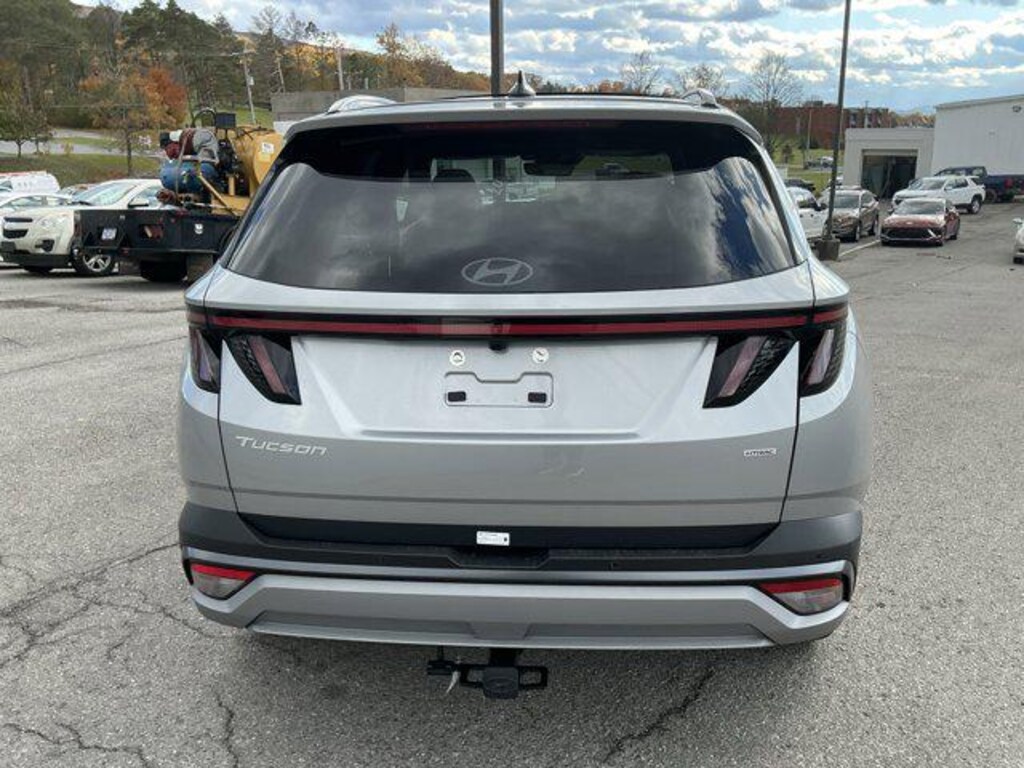 New 2026 Hyundai Tucson Limited AWD SUV