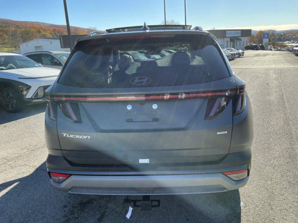 New 2026 Hyundai Tucson Limited AWD SUV