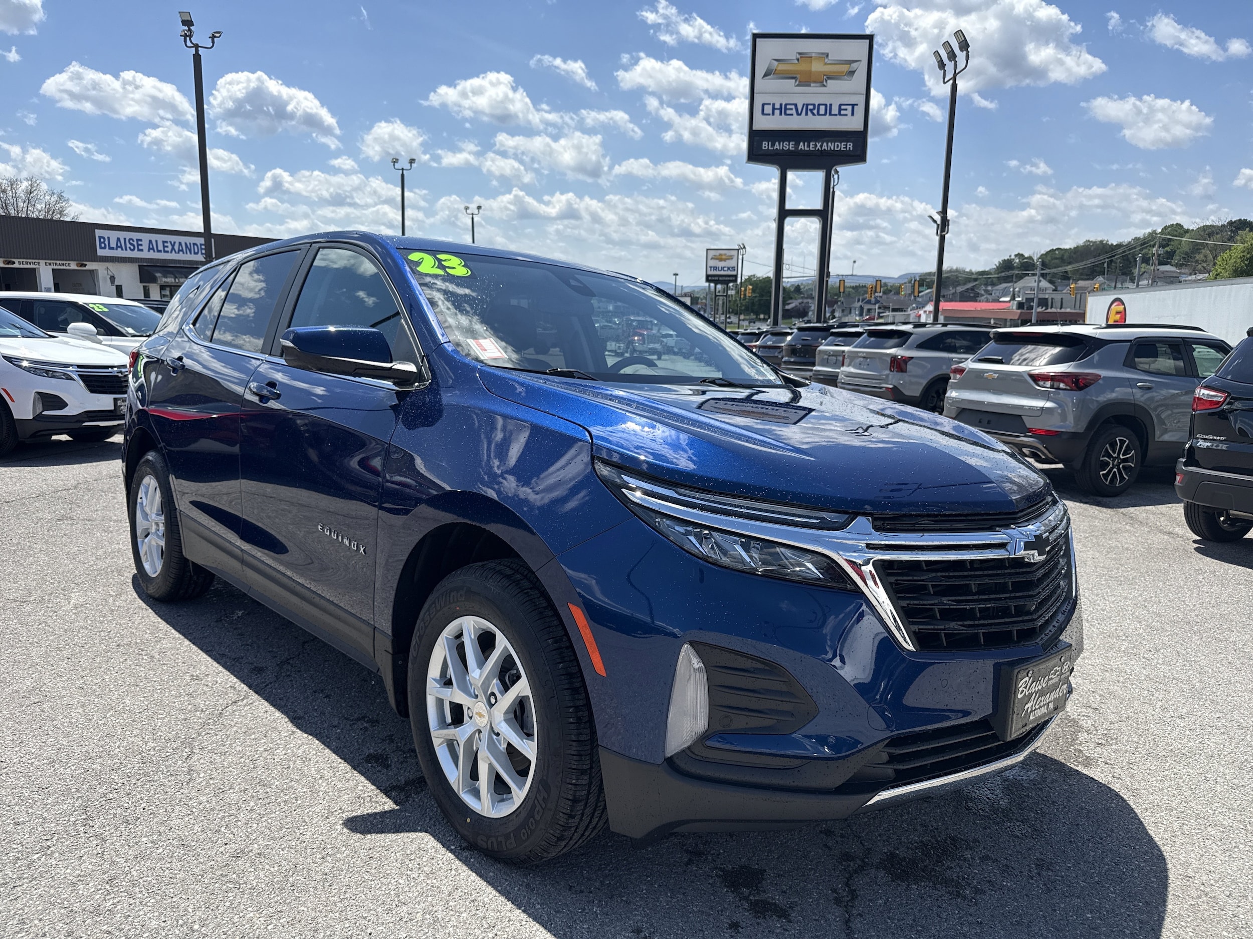 2023 Chevrolet Equinox AWD LT 1.5T's photo