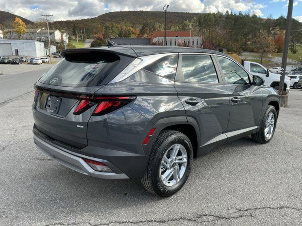 New 2026 Hyundai Tucson SE AWD SUV