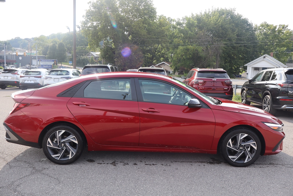 Used 2025 Hyundai Elantra SEL Sport SEL Sport IVT