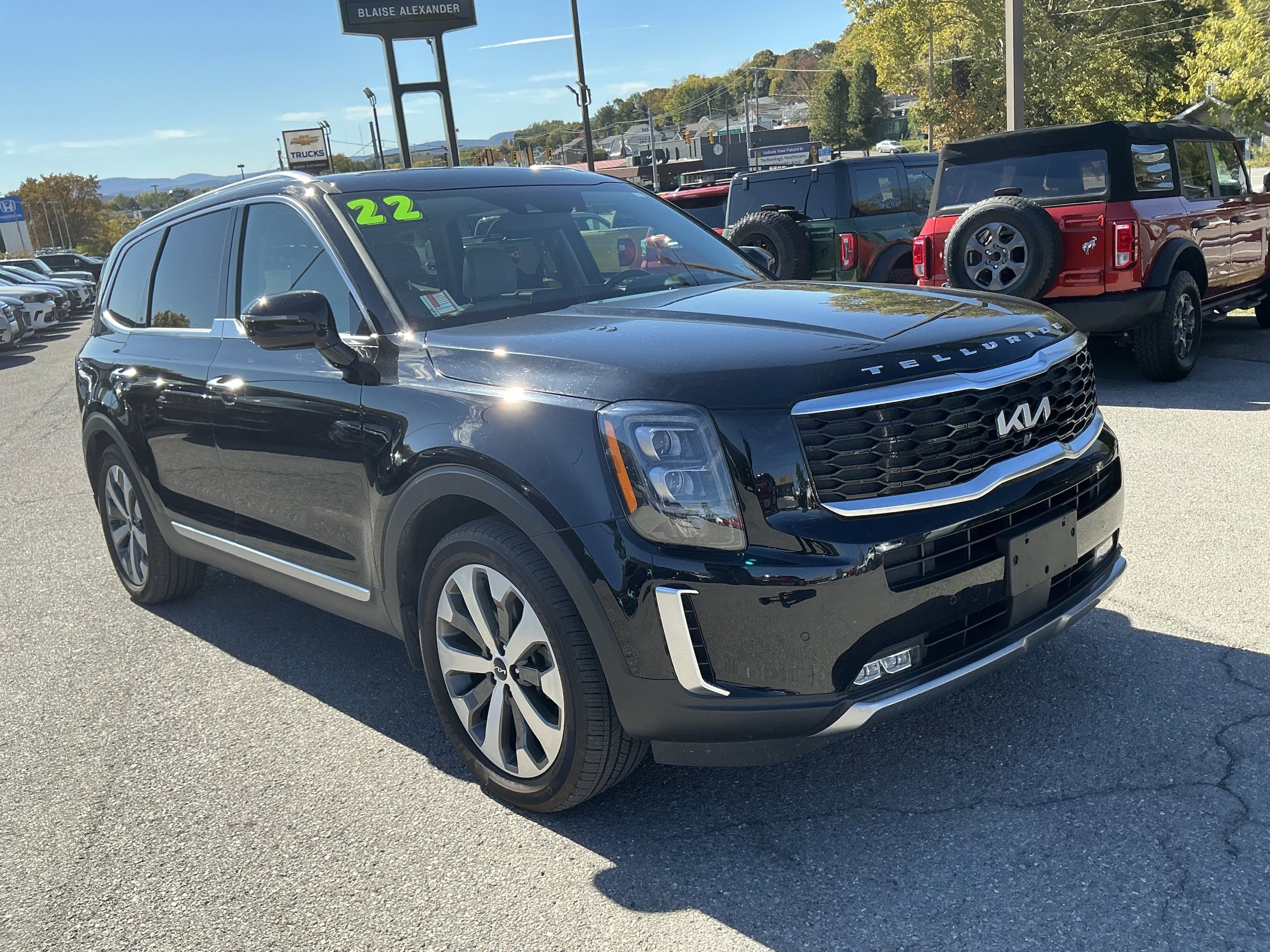 2022 Kia Telluride SX's photo
