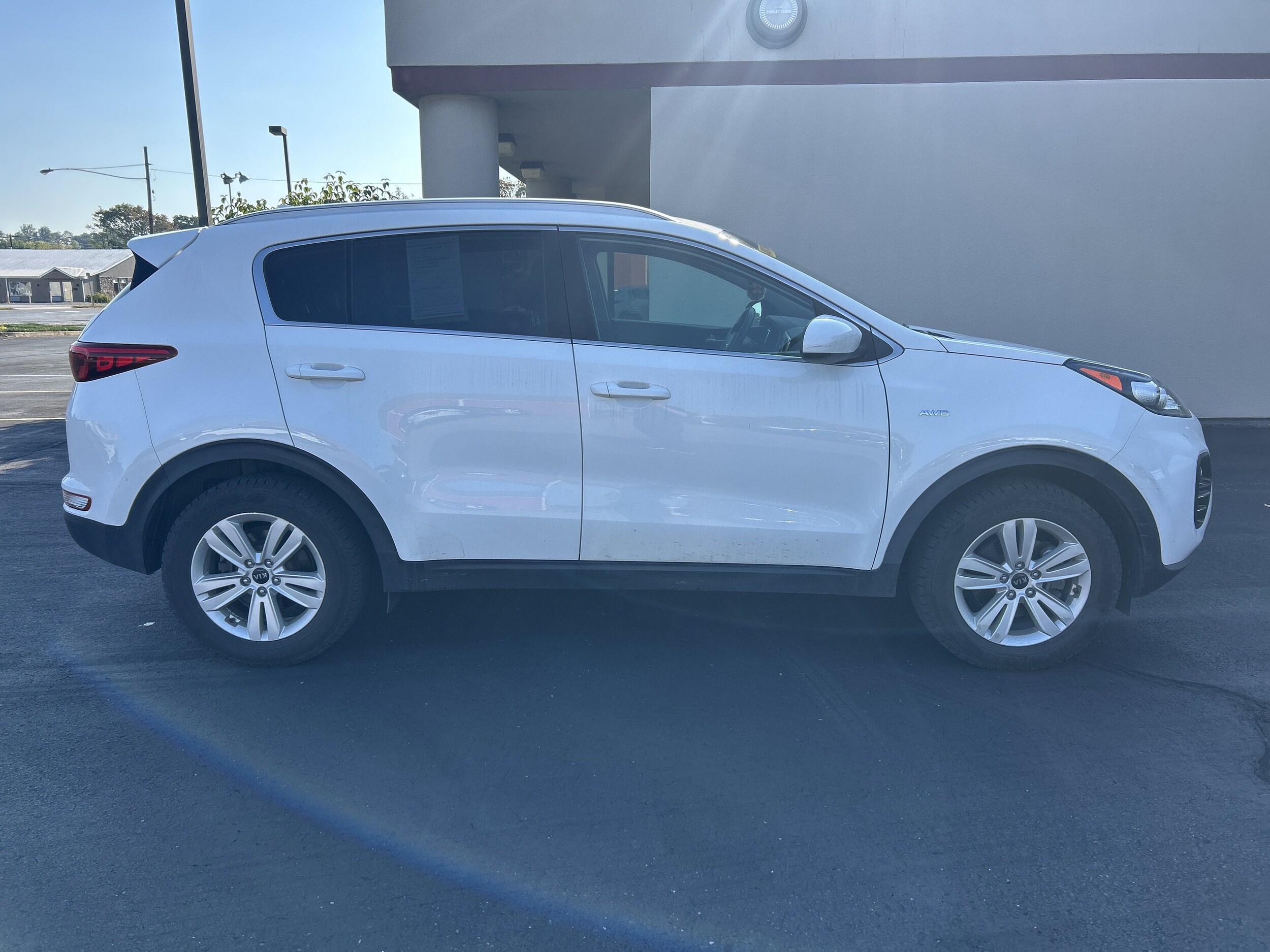 2019 Kia Sportage LX photo 2