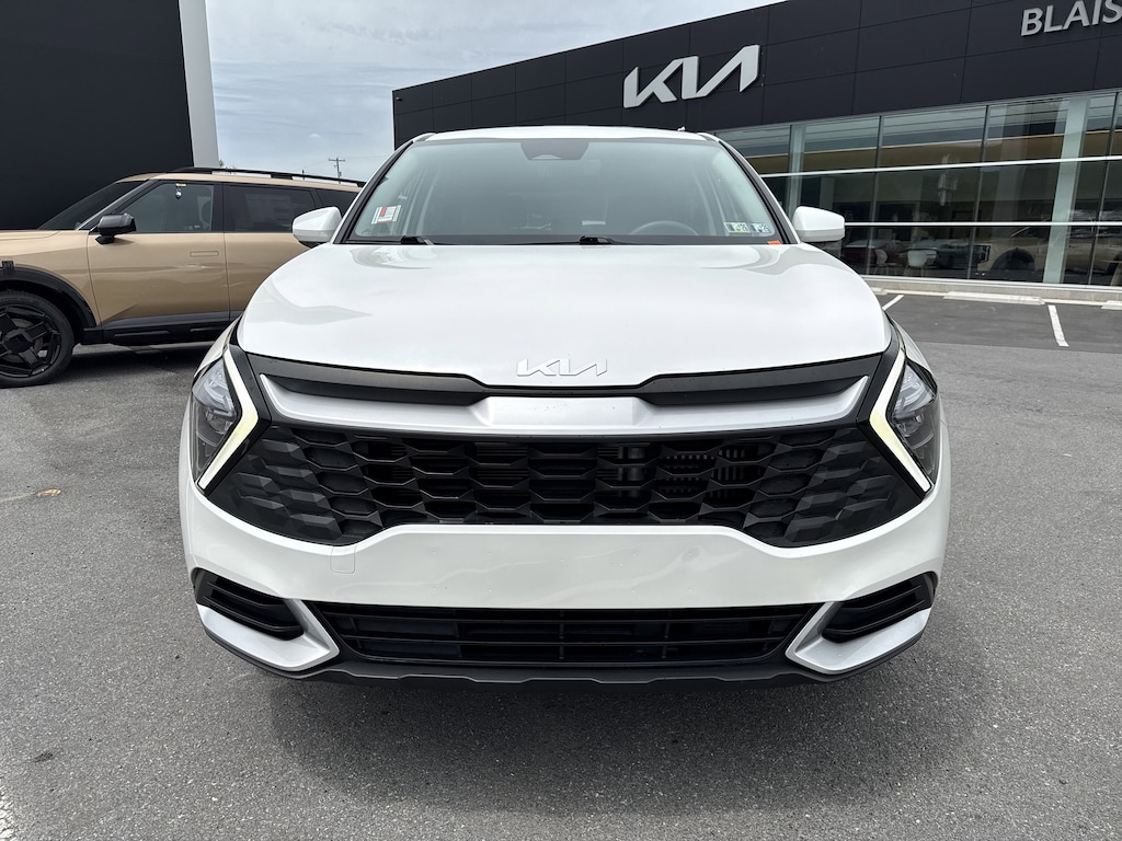Certified 2023 Kia Sportage Hybrid LX SUV