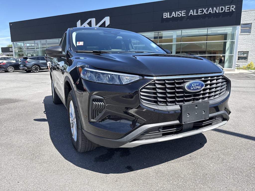 Used 2025 Ford Escape Active SUV