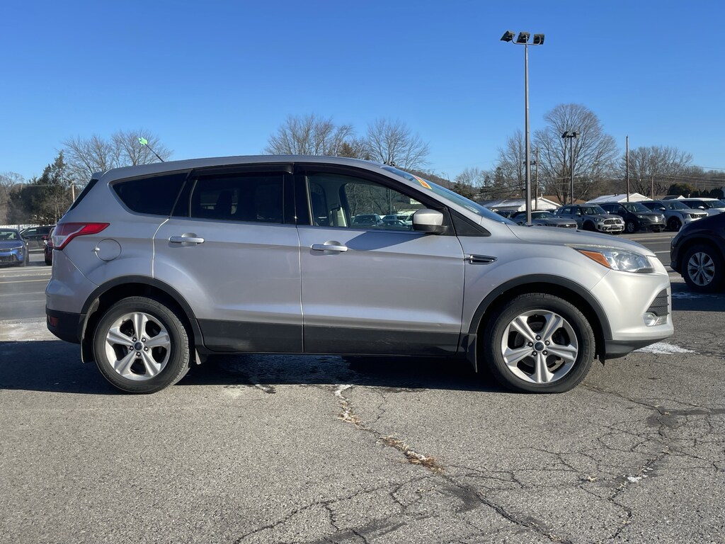 Used 2016 Ford Escape SE SUV