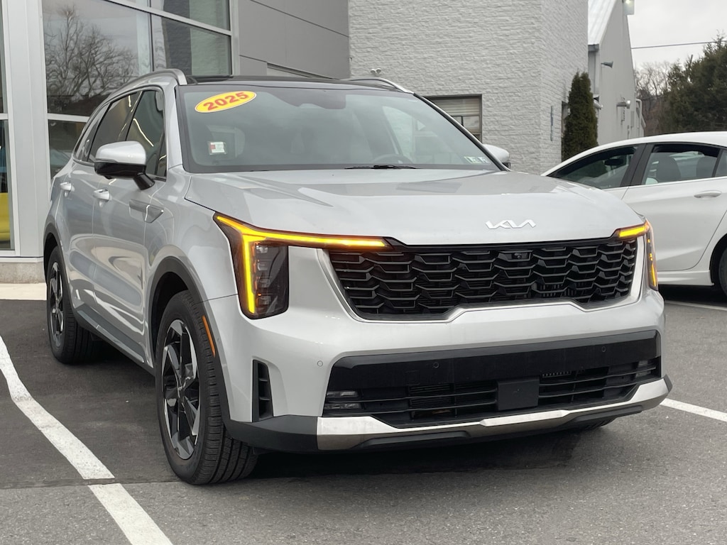 Certified 2025 Kia Sorento Hybrid SX Prestige SUV
