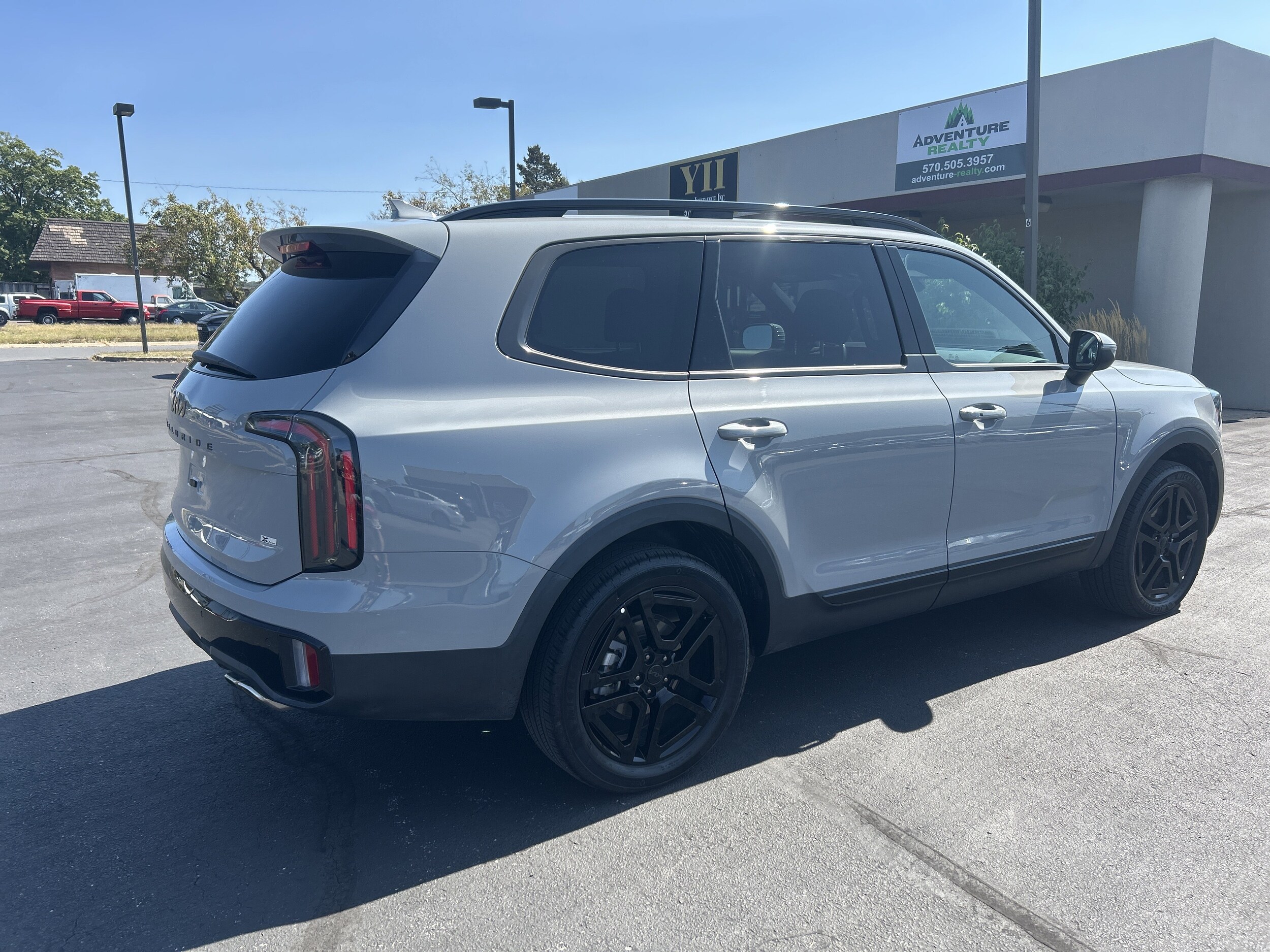 2025 Kia Telluride EX X-Line photo 2