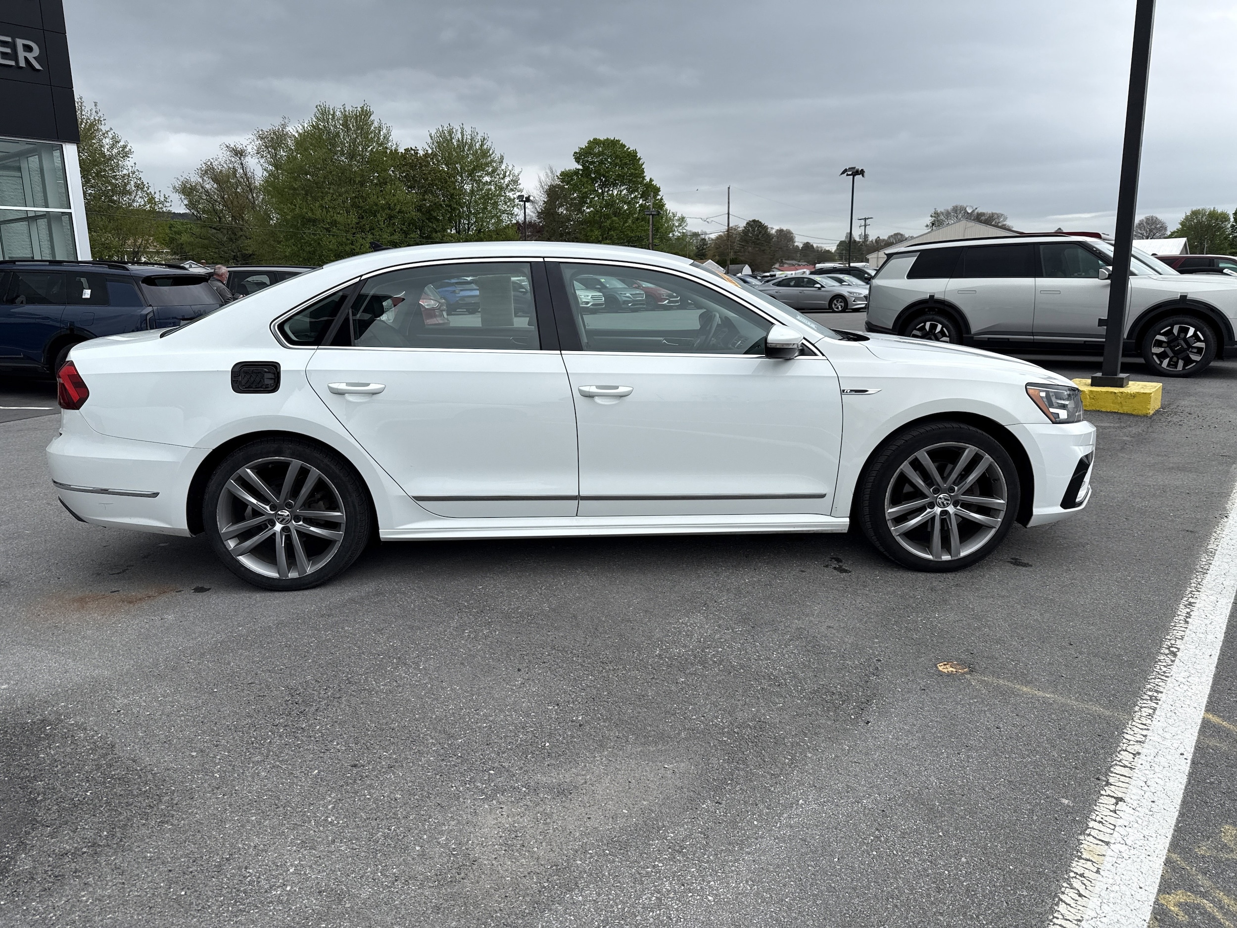 Used 2017 Volkswagen Passat R-Line with VIN 1VWDT7A38HC043289 for sale in Montoursville, PA
