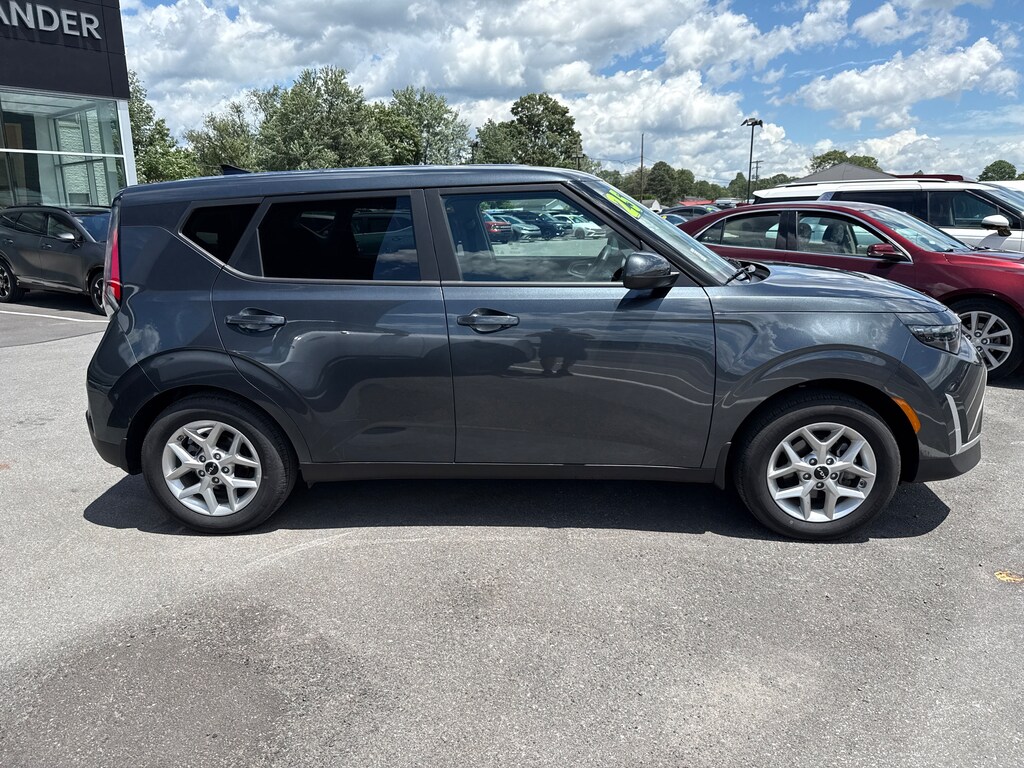 Certified 2025 Kia Soul S Hatchback
